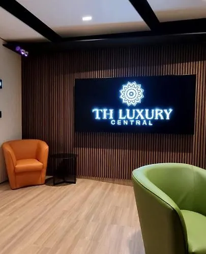 Th Luxury Central