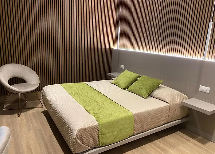 Th Luxury Central