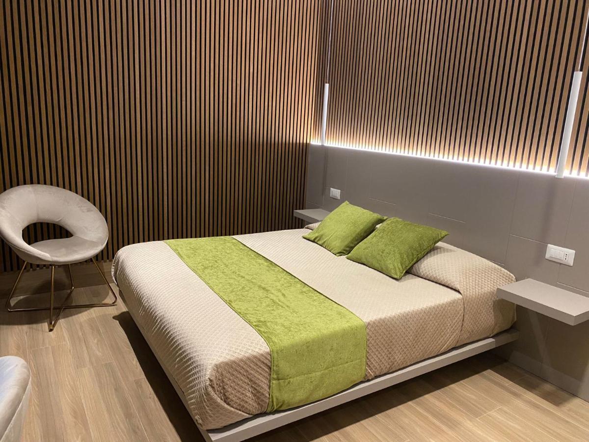 Th Luxury * Catania